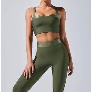 NEW HEROINE SPORT lina sports bra in army
